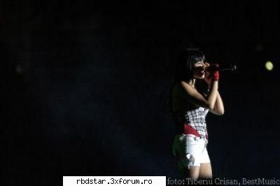 p0ze mayte romania!! superr cul